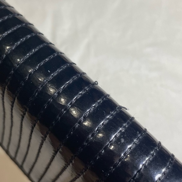 Chloe Heloise Black Patent Wallet 🖤 - Picture 13 of 16